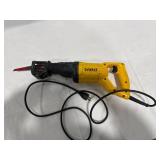 DeWalt DWE304 Reciprocating Saw