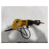 DeWalt DWE304 Reciprocating Saw
