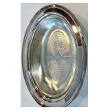 Canada U.S.A. Silver Plate Serving Tray Set - Assorted Oval & Round Trays Canada U.S.A. Silver Plate Serving Tray Set - Assorted Oval & Round Trays