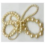 Pearl Necklaces & Bracelet Set Pearl Necklaces & Bracelet Set