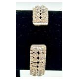 Assorted Costume Jewelry Lot - Necklaces & Bracelets Assorted Costume Jewelry Lot - Necklaces & Bracelets