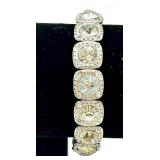 Assorted Costume Jewelry Lot - Necklaces & Bracelets Assorted Costume Jewelry Lot - Necklaces & Bracelets