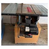 Delta 36-441B 36-451X 10-In Contractor Table Saw & Router Table - 1.5-2 HP, 115/230V Delta 36-441B 36-451X 10-In Contractor Table Saw & Router Table - 1.5-2 HP, 115/230V