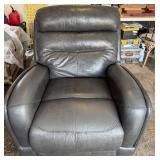 Pulaski Leather Power Glider Recliner ITM./ART. 2000233 with USB & Power Headrest Pulaski Leather Power Glider Recliner ITM./ART. 2000233 with USB & Power Headrest