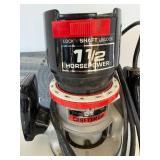 Craftsman Router 315.17492 1-1/2 HP 120V 25,000 RPM with Circle Guide & Plate Craftsman Router 315.17492 1-1/2 HP 120V 25,000 RPM with Circle Guide & Plate