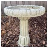 Massarelli Stone Bird Bath with Fluted Pedestal - 24-Inch Bowl Garden Ornament Massarelli Stone Bird Bath with Fluted Pedestal - 24-Inch Bowl Garden Ornament