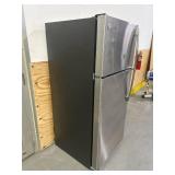 GE 16.6-cu ft Top-Freezer Refrigerator with Ice Maker (Stainless Steel) ENERGY STAR- Model # GIE17GSNRSS MSRP $1,009