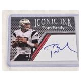 Tom Brady 2000-2018 Iconic Ink Facsimile Autograph Edition - New England Patriots Football Card Tom Brady 2000-2018 Iconic Ink Facsimile Autograph Edition - New England Patriots Football Card