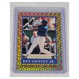 Ken Griffey Jr. 1992 Baseball Pictorial Gold Foil Special Edition - Seattle Mariners Baseball Card Ken Griffey Jr. 1992 Baseball Pictorial Gold Foil Special Edition - Seattle Mariners Baseball Card