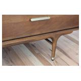 MB - Scandinavian Design Hendrick Dresser MB - Scandinavian Design Hendrick Dresser
