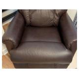 UL - Layzboy Brown Leather Recliner UL - Layzboy Brown Leather Recliner