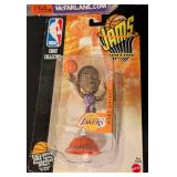 LL - Kobe Bryant Lakers Figures (Lot of 5) LL - Kobe Bryant Lakers Figures (Lot of 5)