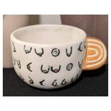 LL - Nude Torso Ceramic Vases & Mug - 3-Piece Set LL - Nude Torso Ceramic Vases & Mug - 3-Piece Set
