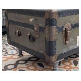 P - Vintage Trunk Coffee Table , Riveted Edges P - Vintage Trunk Coffee Table , Riveted Edges