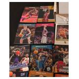 LL - Fleer Basketball Cards - Large Box Collection, 2000 & Cards LL - Fleer Basketball Cards - Large Box Collection, 2000 & Cards