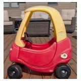 BY - Little Tikes Cozy Coupe - Gas Cap Damaged Ride-On Toy BY - Little Tikes Cozy Coupe - Gas Cap Damaged Ride-On Toy