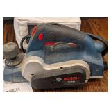 LL - Bosch PL1632 Planer - Handheld Woodworking Power Tool w/ Manual & Dust Bag LL - Bosch PL1632 Planer - Handheld Woodworking Power Tool w/ Manual & Dust Bag