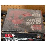 G - Torin Big Red Jacks 20-Ton Hydraulic Bottle Jack (Stubby) 92007A w/ Lift Handle, Boxed G - Torin Big Red Jacks 20-Ton Hydraulic Bottle Jack (Stubby) 92007A w/ Lift Handle, Boxed