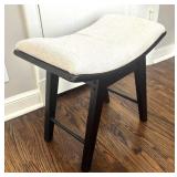BR1 - Beige Upholstered Stool with Black Frame BR1 - Beige Upholstered Stool with Black Frame