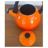 K - Le Creuset 1.5L Teapot - Orange/Red Gradient K - Le Creuset 1.5L Teapot - Orange/Red Gradient