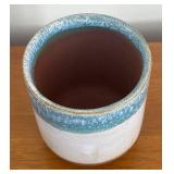 LR - Pretty Portuguese Footed Vase LR - Pretty Portuguese Footed Vase