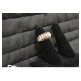 Ring, sterling... Ring, sterling...