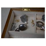 Jewelry box with rings and earrings... Jewelry box with rings and earrings...