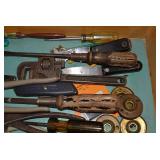 Hand tools in drawer... Hand tools in drawer...