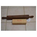 Rolling pin and refrigerator mold... Rolling pin and refrigerator mold...