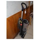 Shark vacuum cleaner... Shark vacuum cleaner...