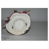 Rocco style vase with extensive gil... Rocco style vase with extensive gil...