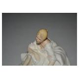 Royal Doulton porcelain lady, hairl... Royal Doulton porcelain lady, hairl...