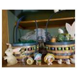 Assorted Easter decorations, some v... Assorted Easter decorations, some v...