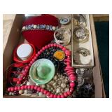 Glass beads, watches, trinket boxes... Glass beads, watches, trinket boxes...