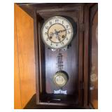 Wall clock, with key... Wall clock, with key...