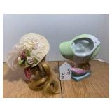 Head vase and doll head... Head vase and doll head...