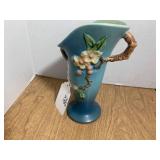 Roseville Pottery vase... Roseville Pottery vase...