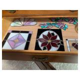 Stained glass and mirror pieces (al... Stained glass and mirror pieces (al...