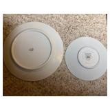 Two different sets of China dishes... Two different sets of China dishes...