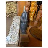 Wood carved women figures, oriental... Wood carved women figures, oriental...