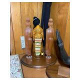 Wood carved women figures, oriental... Wood carved women figures, oriental...