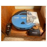 Roomba iRobot room cleaner with rem... Roomba iRobot room cleaner with rem...