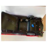 Battery-operated Photoing on Car... Battery-operated Photoing on Car...