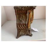 Ansonia mantel clock, with key; hea... Ansonia mantel clock, with key; hea...