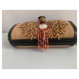 Beaded purse... Beaded purse...