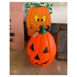Halloween blow mold and decoration... Halloween blow mold and decoration...