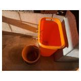 All in corner - edging, metal conta... All in corner - edging, metal conta...