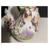 (3) German porcelain cherubs and fl... (3) German porcelain cherubs and fl...