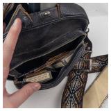 Honeywell Elmo Zoom 82 8mm Movie Camera with Leather Case & Filter Box (Untested)