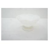Vintage Anchor Hocking milk glass pedestal fruit bowl 9" diameter by 5.5" tall